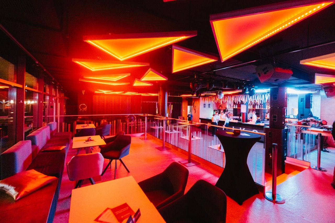 Skrivalnice club dogodek