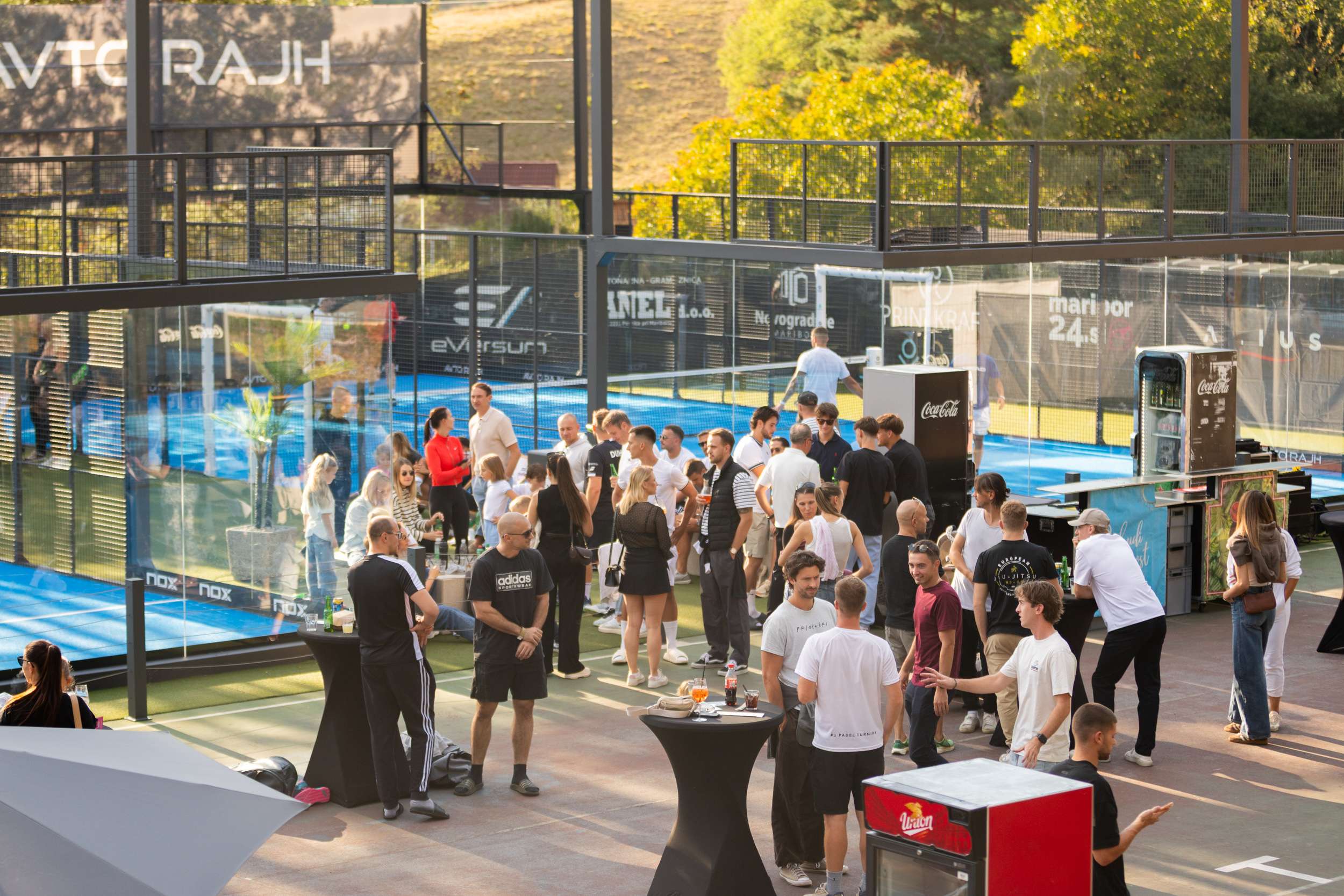 Publika na dogodku MP Padel